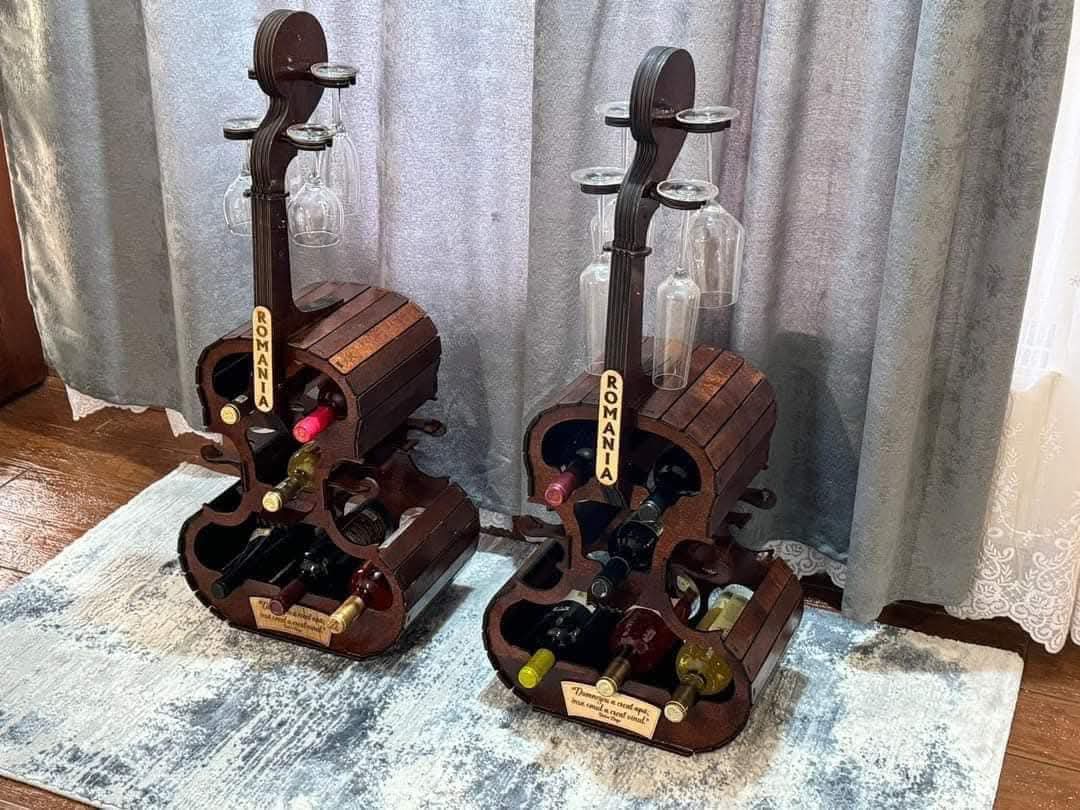 Suport de Sticle și Pahare Rustic – Model Vioară Decorativă - imagine 3
