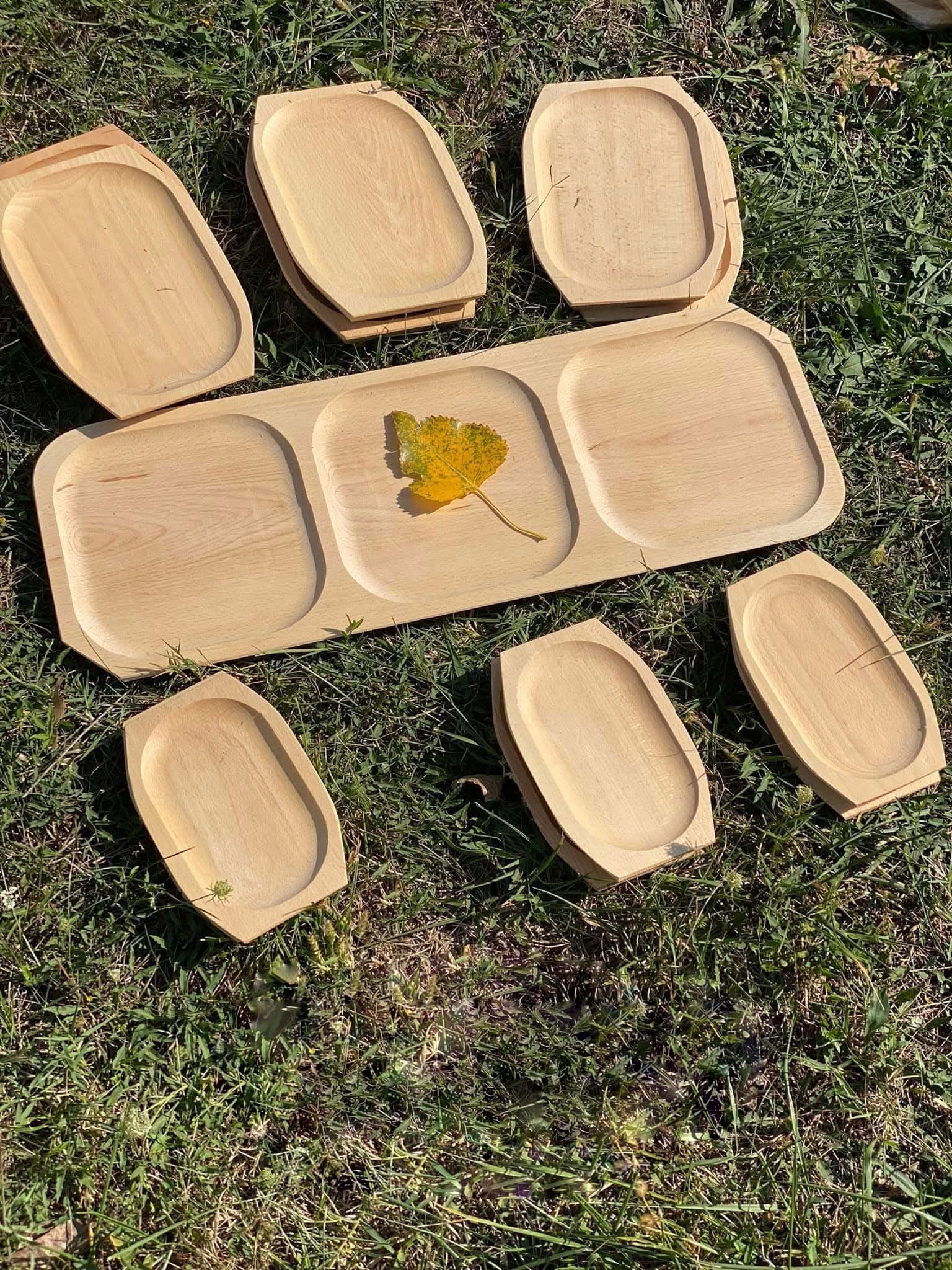 Set Rustic de Platouri din Lemn – Servire cu Stil Tradițional - imagine 3