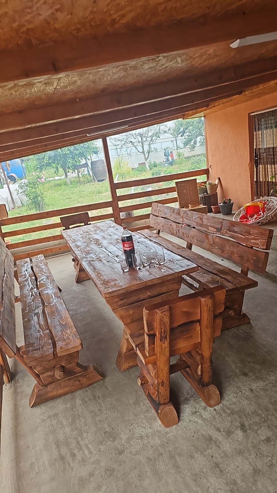 Set Rustic cu Masă și Bănci – Model Clasic cu Picioare Suprapuse - imagine 7